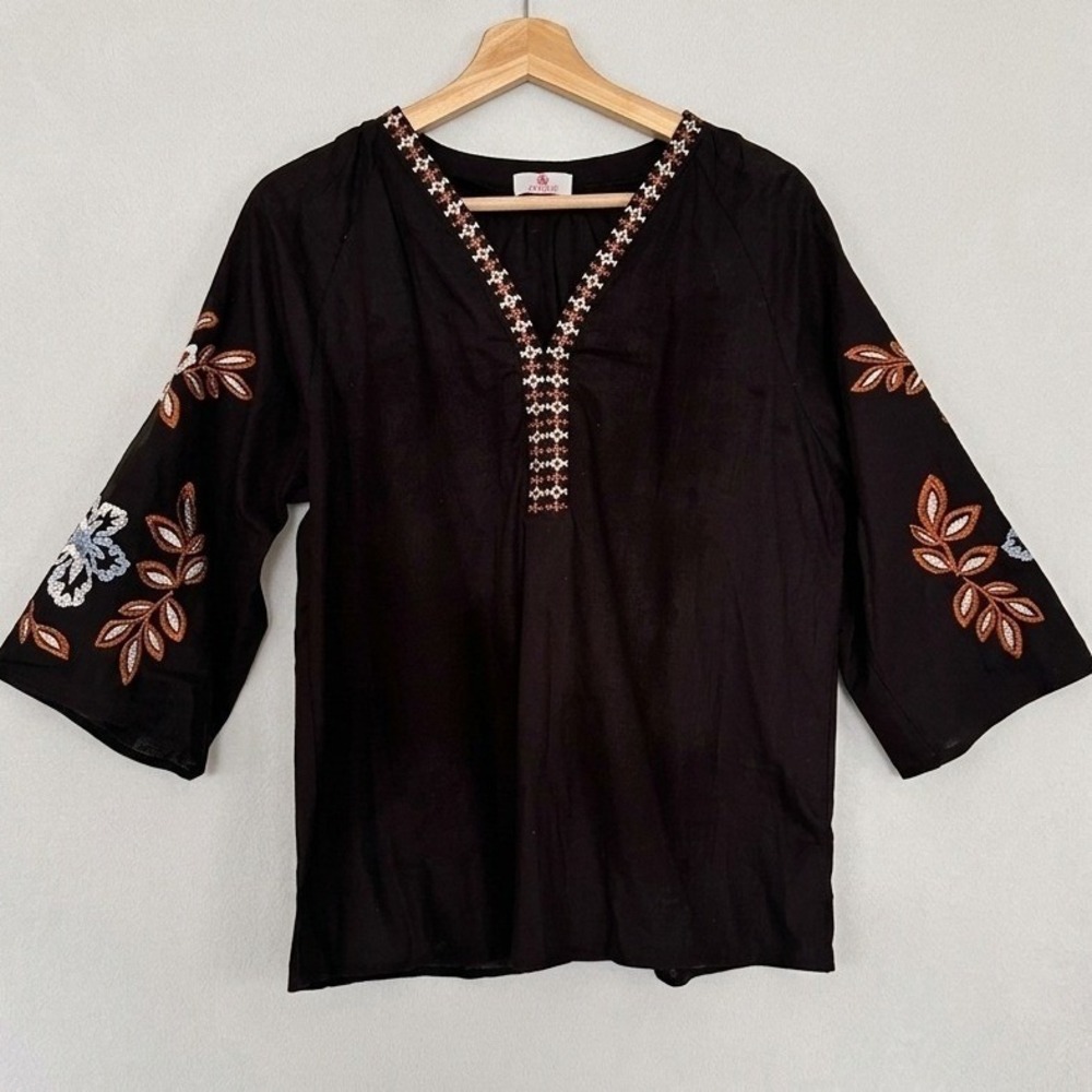 Apple Boulevard Black 100% Cotton Embroidered Boho Peasant Blouse Floral Top M